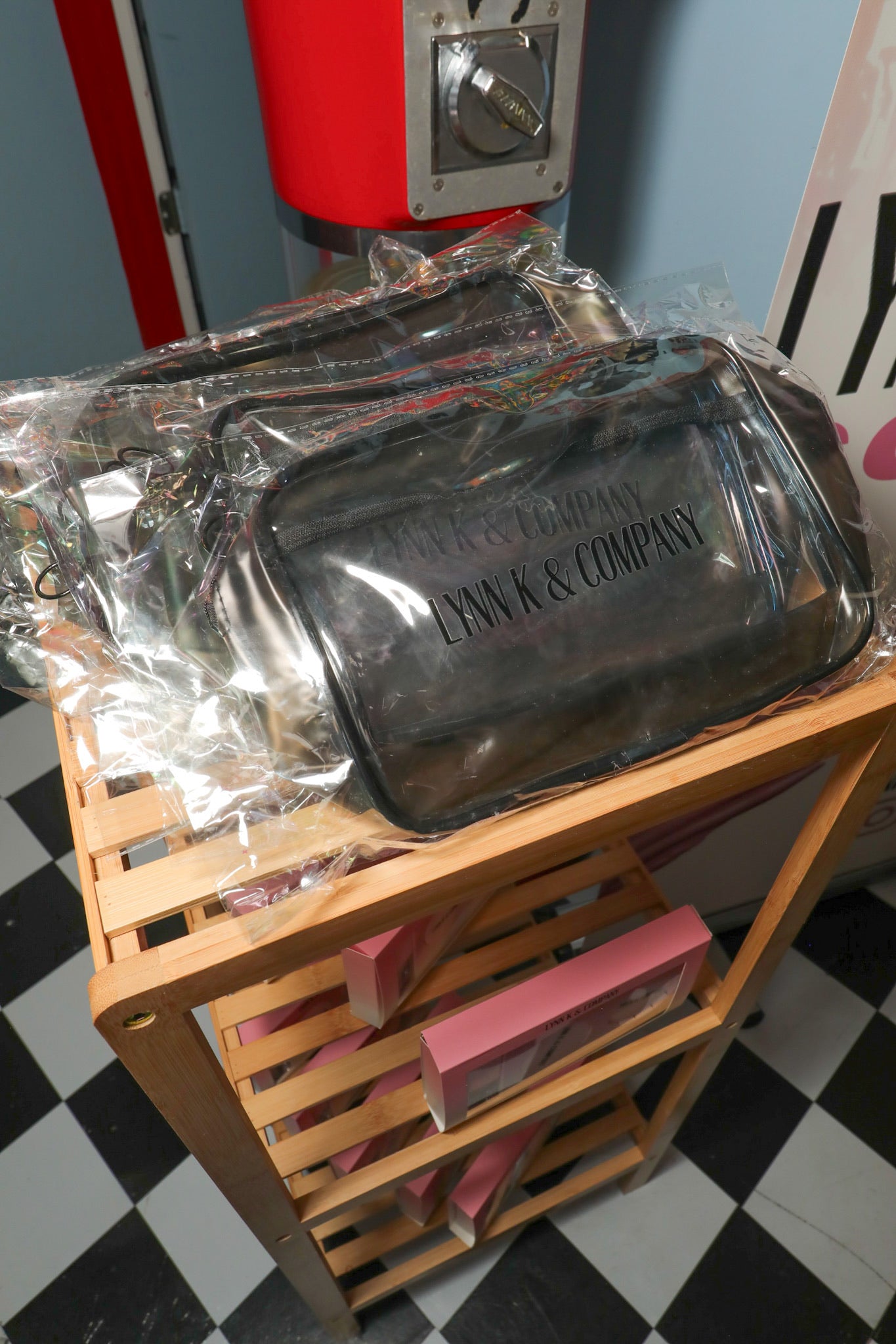 Lynn K & Company Clear Makeup Traveler